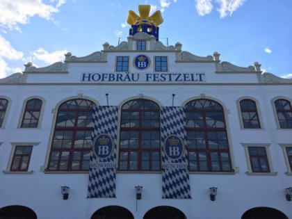 Photo: Hofbräu-Festzelt